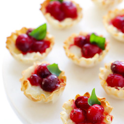 Super-Easy Cranberry Baked Brie Bites