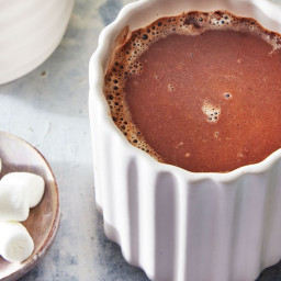 Surprise Neighbors With This Sweet Homemade Hot Chocolate Mix