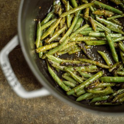 Sweet-and-Spicy Ginger Green Beans