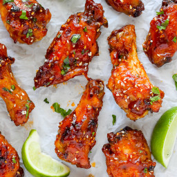Sweet and Spicy Sriracha Baked Chicken Wings