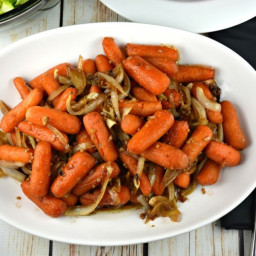Sweet Balsamic Roasted Carrots and Onions