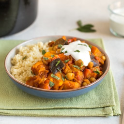 Sweet potato and chickpea slow cooker tagine – Easy Cheesy Vegetarian