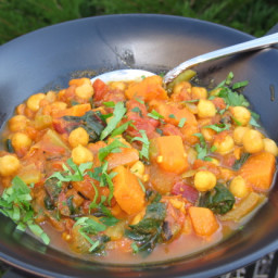 sweet-potato-curry-with-spinach-and-chickpeas-2017709.jpg