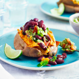 Sweet potato jackets with guacamole and kidney beans