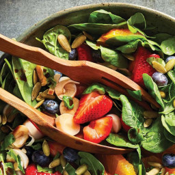 Sweet Spinach and Berry Salad