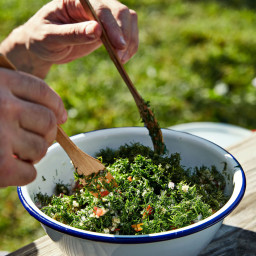 Swith Parsley with Dill for a Fresh Take on Tabbouleh Salad
