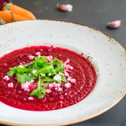 Syn Free Roasted Beetroot and Garlic Soup | Slimming World