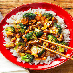 Szechuan Broccoli & Mushroom Stir-Fry with Cashews & Buttery Ginger Rice