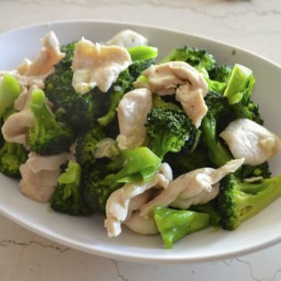TAKEOUT CHICKEN AND BROCCOLI