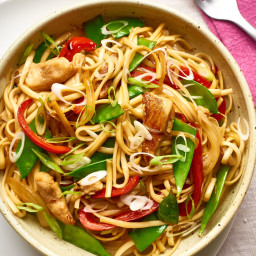 Takeout-Style Chicken Lo Mein