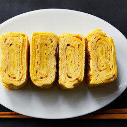 tamagoyaki-japanese-rolled-omelet-2434996.jpg