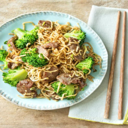 Tangy Beef Stir-Fry with Fresh Noodles and Broccoli