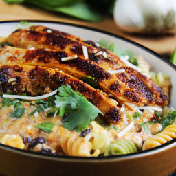 TexMex Creamy Roasted Red Pepper Pasta with Blackened Chipotle Chicken, Bla