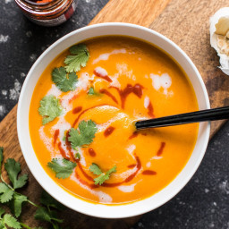THAI COCONUT CURRY CARROT SOUP