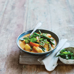Thai Green Bean Curry with Pineapple and Sweet Potatoes