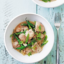 Thai green curry with chicken and green beans