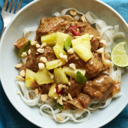 Thai-Style Pork with Rice Noodles