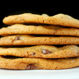 The Best Chewy and Crispy Chocolate Chip Cookies