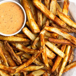 The BEST Crispy Air Fryer French Fries (No Soaking)