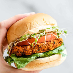 The Best Easy Chickpea Burgers (Vegan)