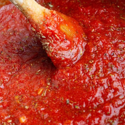 The BEST Easy Homemade Spaghetti Sauce Recipe • MidgetMomma