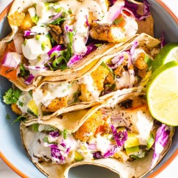 THE BEST Fish Tacos {Crispy}