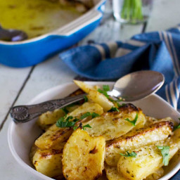 The best Greek potatoes