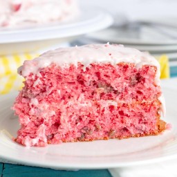 The BEST Homemade Strawberry Cake with Jello