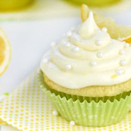 The BEST Lemon Cupcakes with Lemon Cream Cheese Frosting