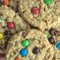 the-best-monster-cookies-2200242.jpg
