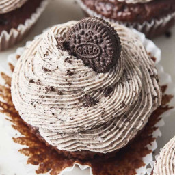 The BEST Oreo Frosting