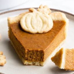 The Best Pumpkin Pie Recipe from Scratch (Easy)!