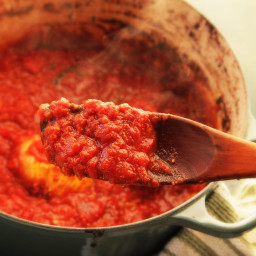The Best Slow-Cooked Tomato Sauce Recipe