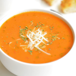 The BEST Tomato Basil Soup Recipe