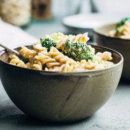 The Best Vegan Mac and Cheese (Oil-free & Healthy)