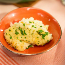 The Creamiest, Butteriest, Tastiest Mashed Potatoes Ever