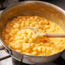 The Food Lab's Ultra-Gooey Stovetop Mac and Cheese Recipe
