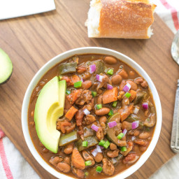 The Heartiest Slow Cooker Vegetarian Chili