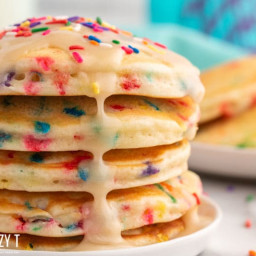 The only way to start off a birthday: Funfetti Pancakes!