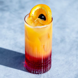 The Tequila Sunrise, A 3-Ingredient '70s Classic, Is Surprisingly Good
