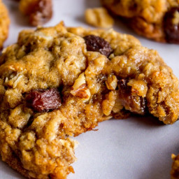 The Very Best Oatmeal Raisin Cookies (Soft and Chewy)