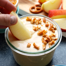 The World's Easiest (and healthiest!) Pumpkin Yogurt Dip