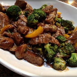 Thermomix GINGER BEEF & BROCCOLI STIR FRY
