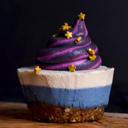 These galaxy vegan cheesecakes are best eaten with the dark side of the spo