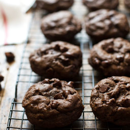 thick-and-fudgy-double-chocolate-cookies-1334630.jpg