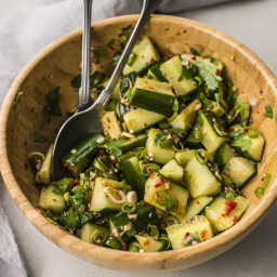 This 10-Minute Spring Salad is Perfect for Lunch