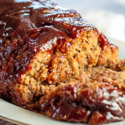 This Amazingly Tasty BBQ Glazed Meatloaf Is A Family Favorite Dinner!