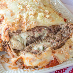 This Cheesy Stuffed Meatloaf is a Lasagna Lover's Dream Come True!