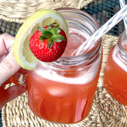 This Delicious Keto Strawberry Lemonade Will Make You Kick Soda to the Curb
