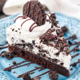 This Homemade Mousse Pie Is The Perfect Dessert For Oreo Lovers